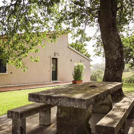 Bio Poggio Aione Farm stay
